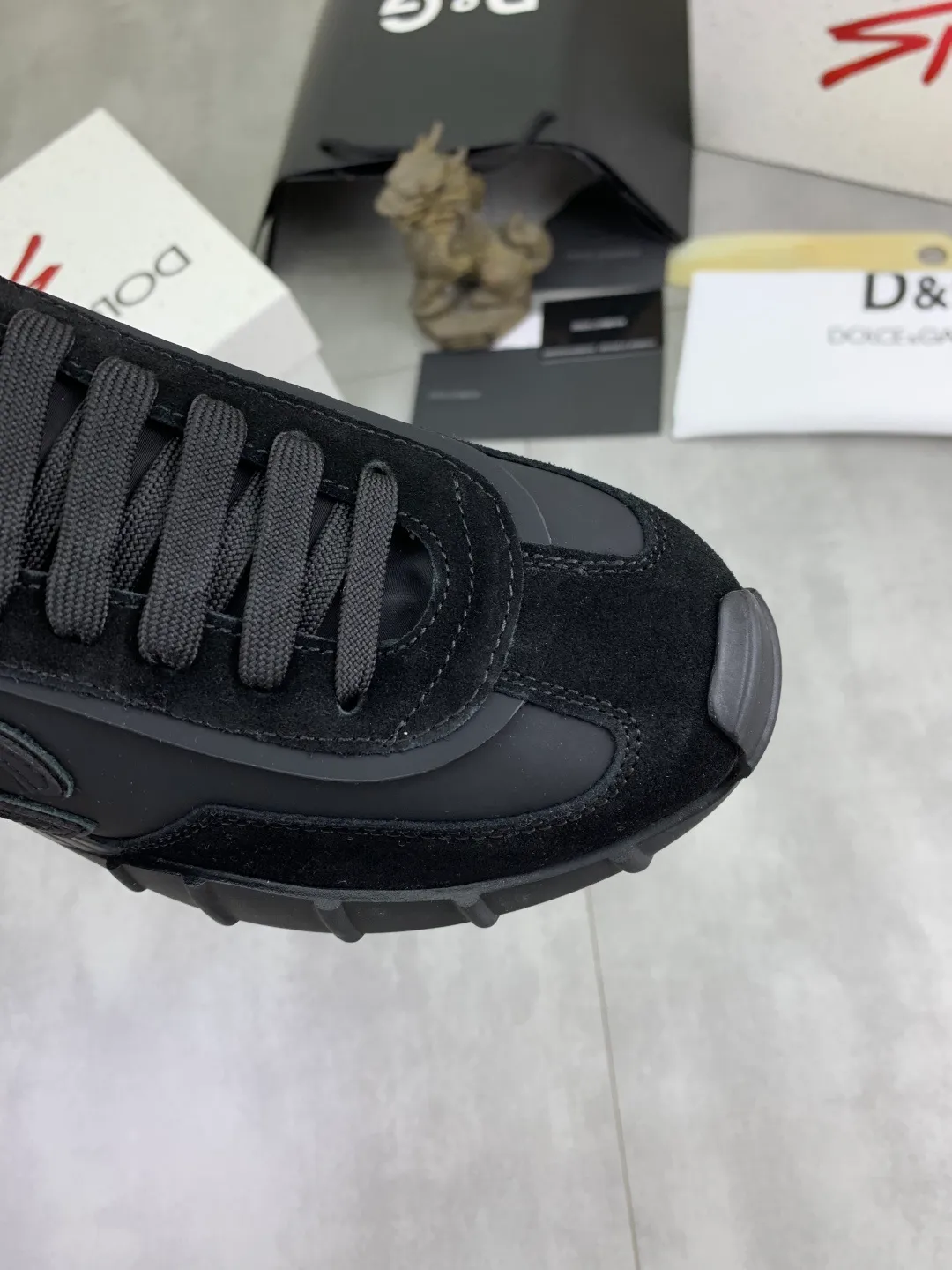 Men's men's shoes 💰P542 💰[New model] The latest hot style, top original quality, the official website synchronizes "DOLCE&GABBANA [Dolce & Gabbana] ~ High quality." The effect is low-top casual DG men's shoes, loved by many celebrities, using high-end imported first-layer calfskin splicing logo design + cowhide feet, simple and elegant, perfectly interpreting the latest inspiration of shoes, integrating classics and fashion, luxury dreams, and fashion. Suitable for drivers, light and comfortable to drive, light and breathable for outdoor travel, high-end quality, trustworthy, 5️⃣color🉑️choice! Code number: 38-46